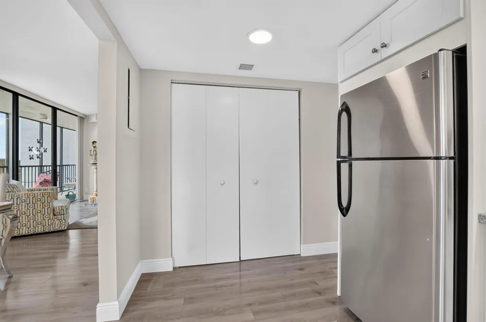6805 Willow Wood Drive #5051 Boca Raton, FL 33434