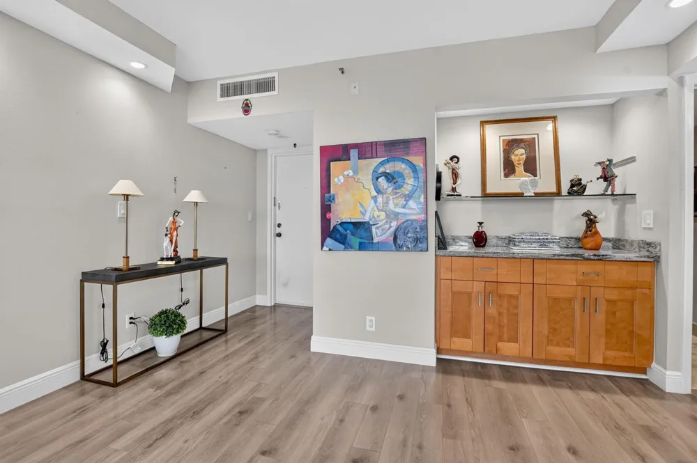 6805 Willow Wood Drive #5051 Boca Raton, FL 33434