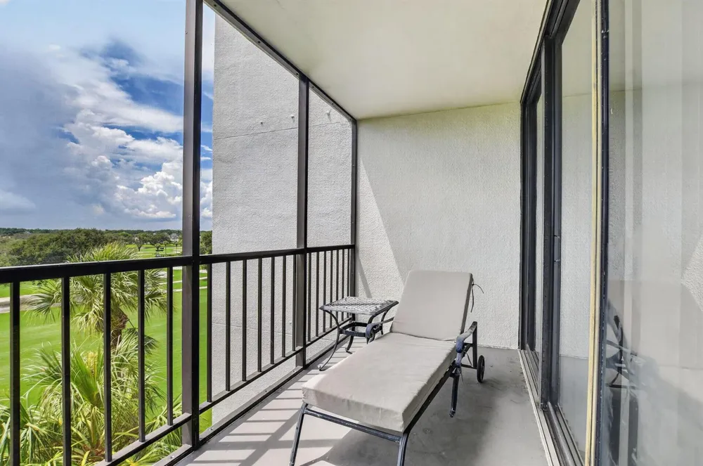 6805 Willow Wood Drive #5051 Boca Raton, FL 33434