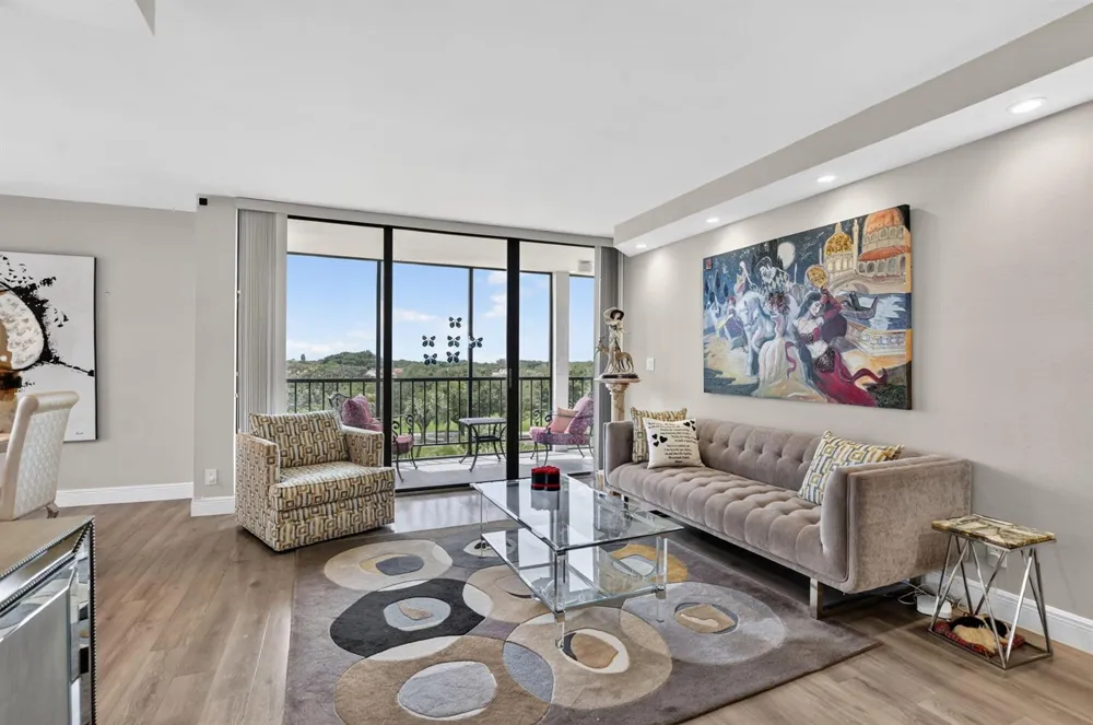 6805 Willow Wood Drive #5051 Boca Raton, FL 33434