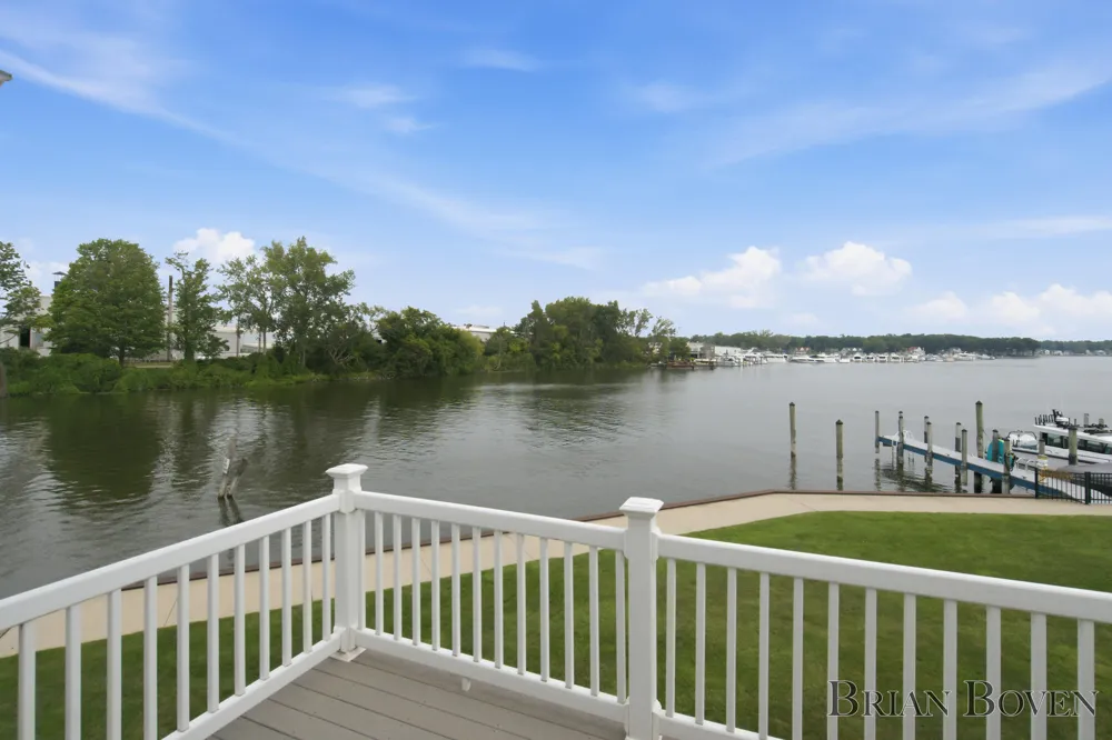 965 W Savidge Street Spring Lake Village, MI 49456
