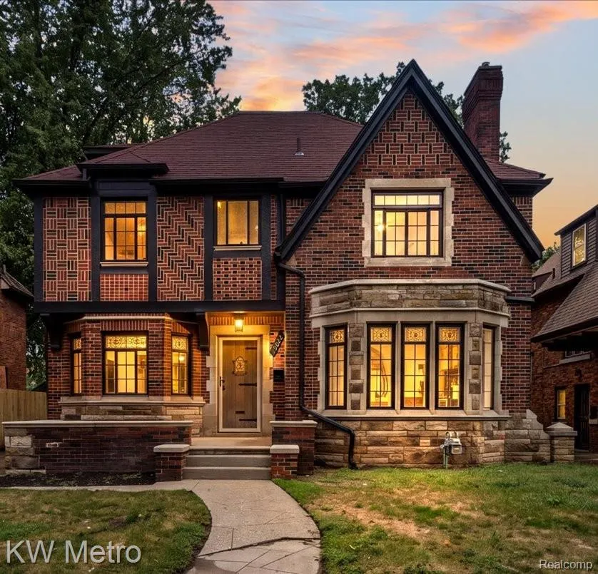 19022 Wildemere Street Detroit City, MI 48221