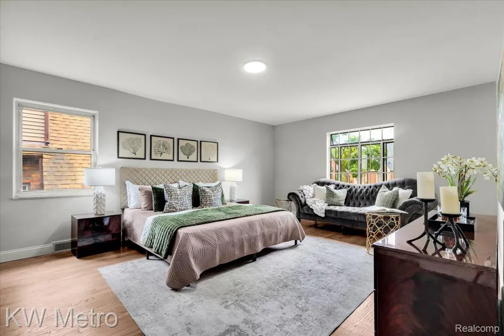 19022 Wildemere Street Detroit City, MI 48221