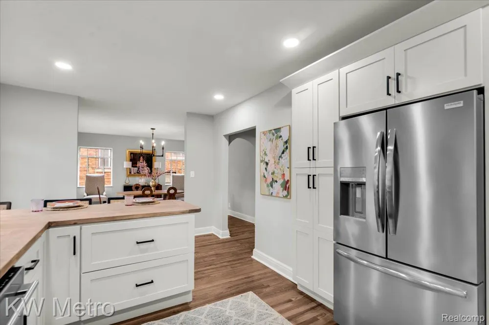 19022 Wildemere Street Detroit City, MI 48221