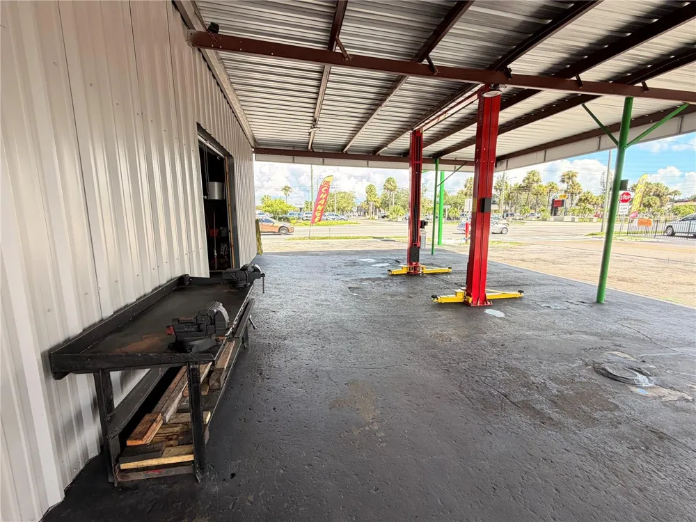5100 34TH STREET St Petersburg, FL 33714