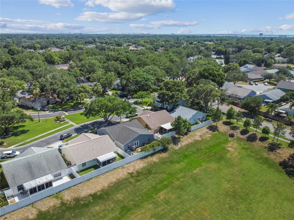 1465 CAIRN COURT Palm Harbor, FL 34683