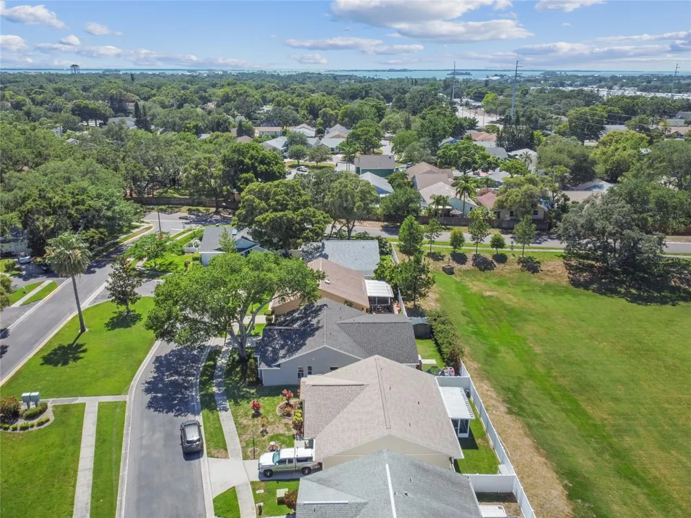 1465 CAIRN COURT Palm Harbor, FL 34683