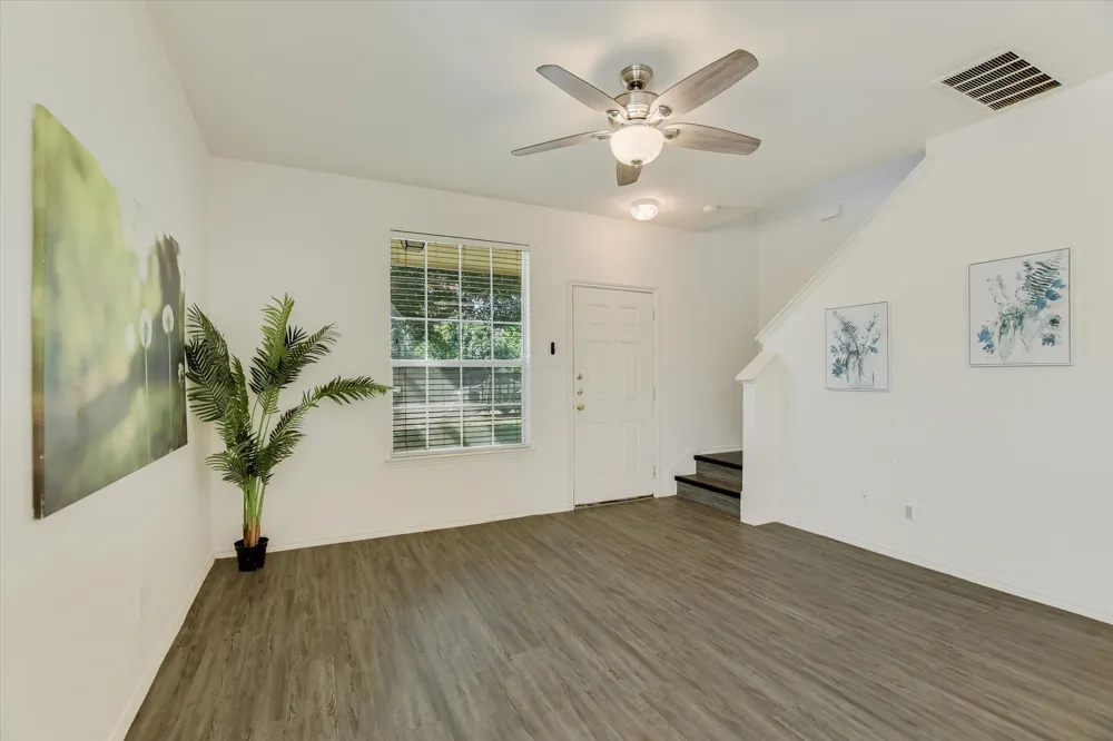 809 Sebastian Bend #B Pflugerville, TX 78660