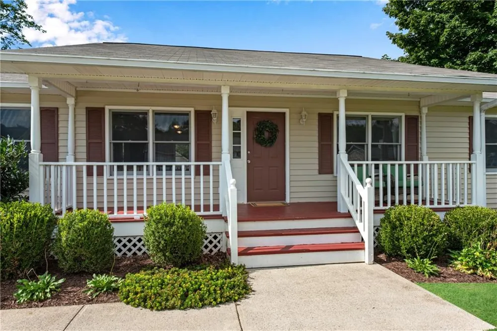 4646 Countryside Drive Flowery Branch, GA 30542