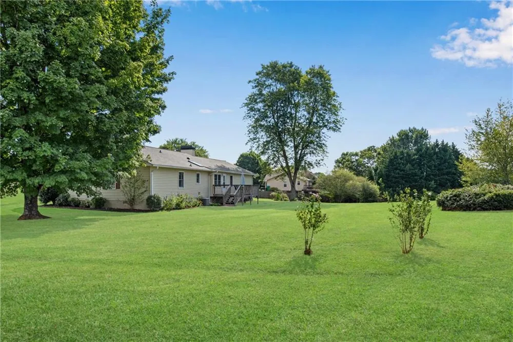 4646 Countryside Drive Flowery Branch, GA 30542