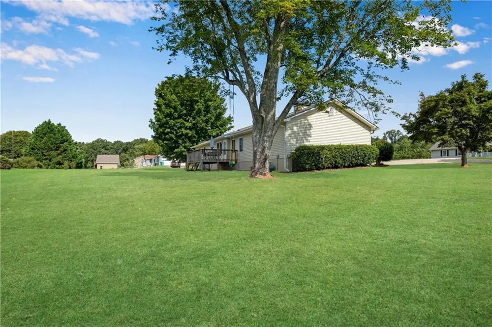 4646 Countryside Drive Flowery Branch, GA 30542