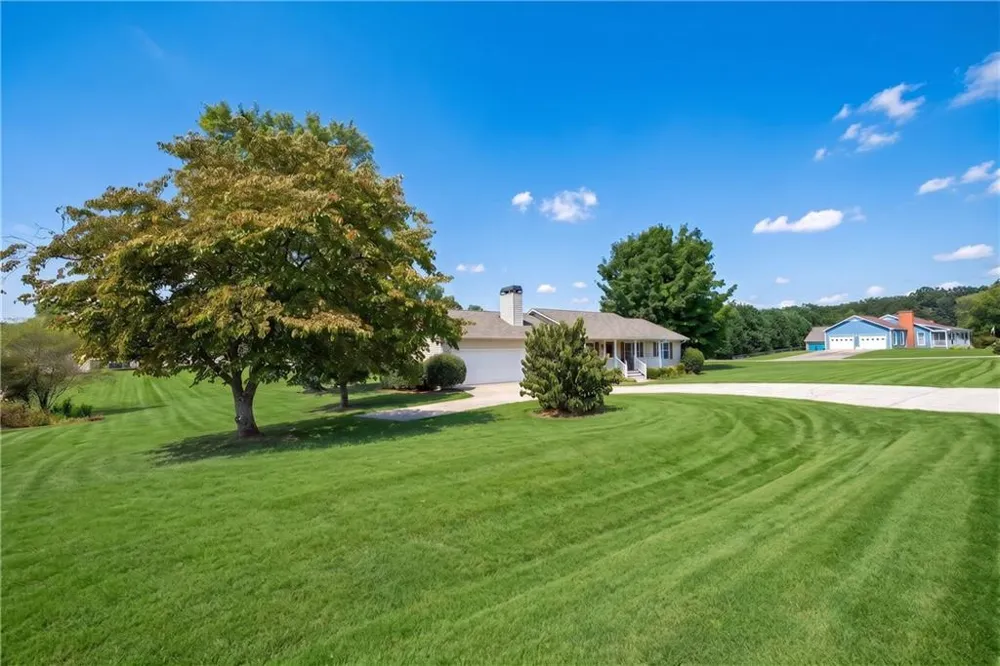 4646 Countryside Drive Flowery Branch, GA 30542