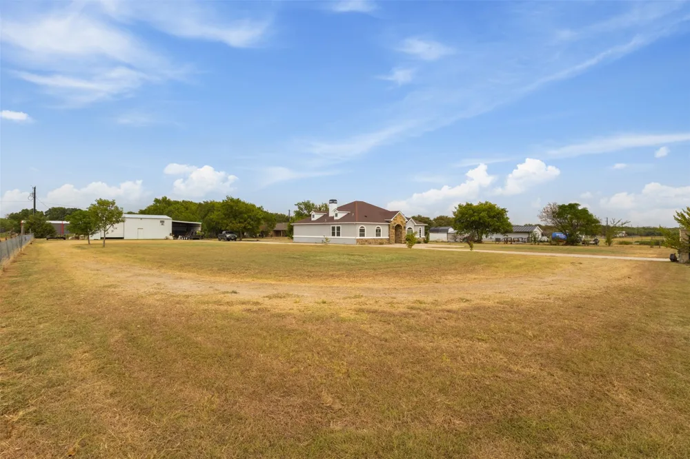 7719 County Road 272 Terrell, TX 75160