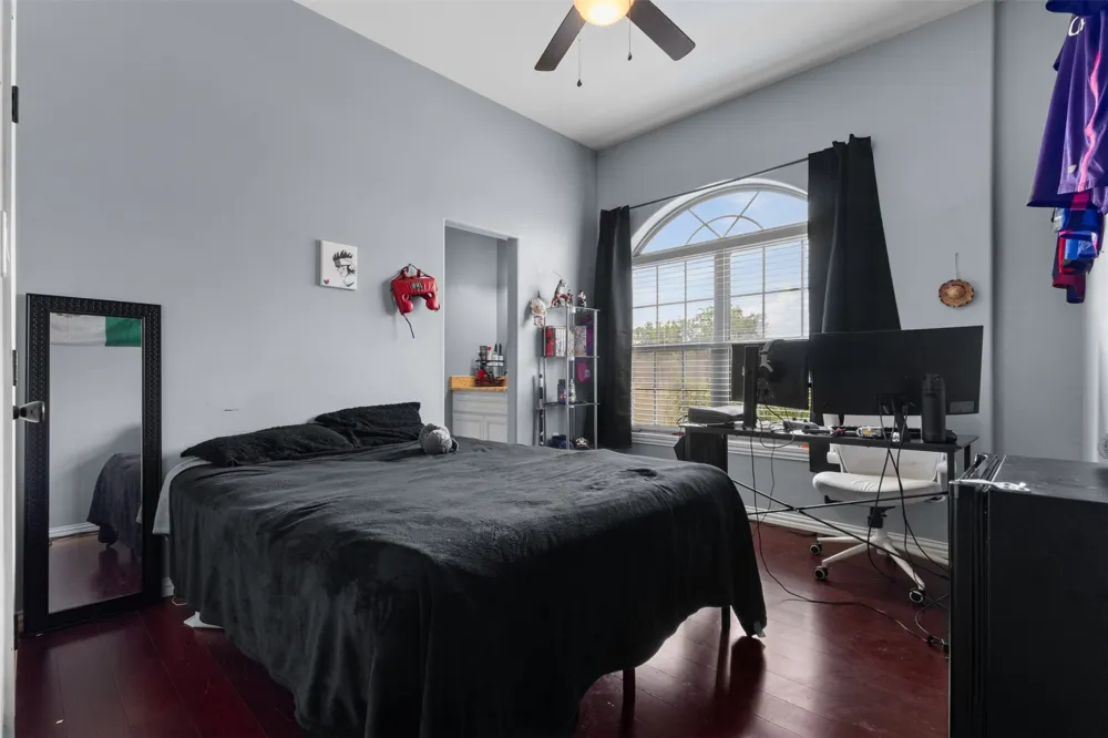 7719 County Road 272 Terrell, TX 75160