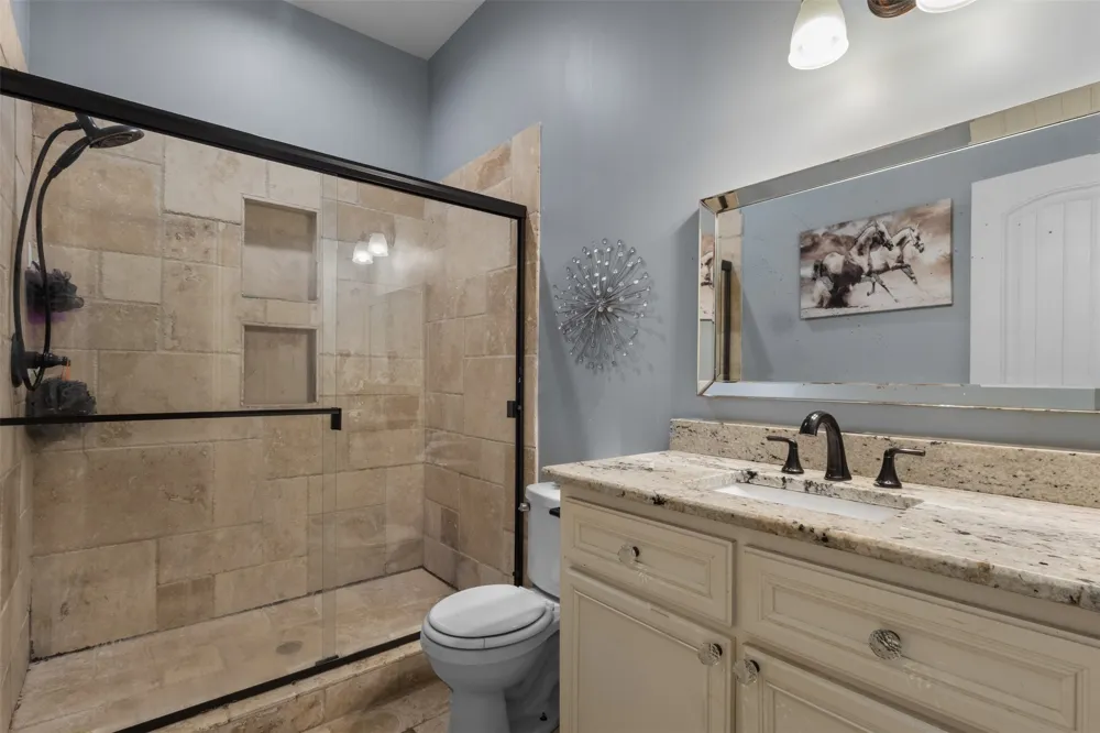 7719 County Road 272 Terrell, TX 75160