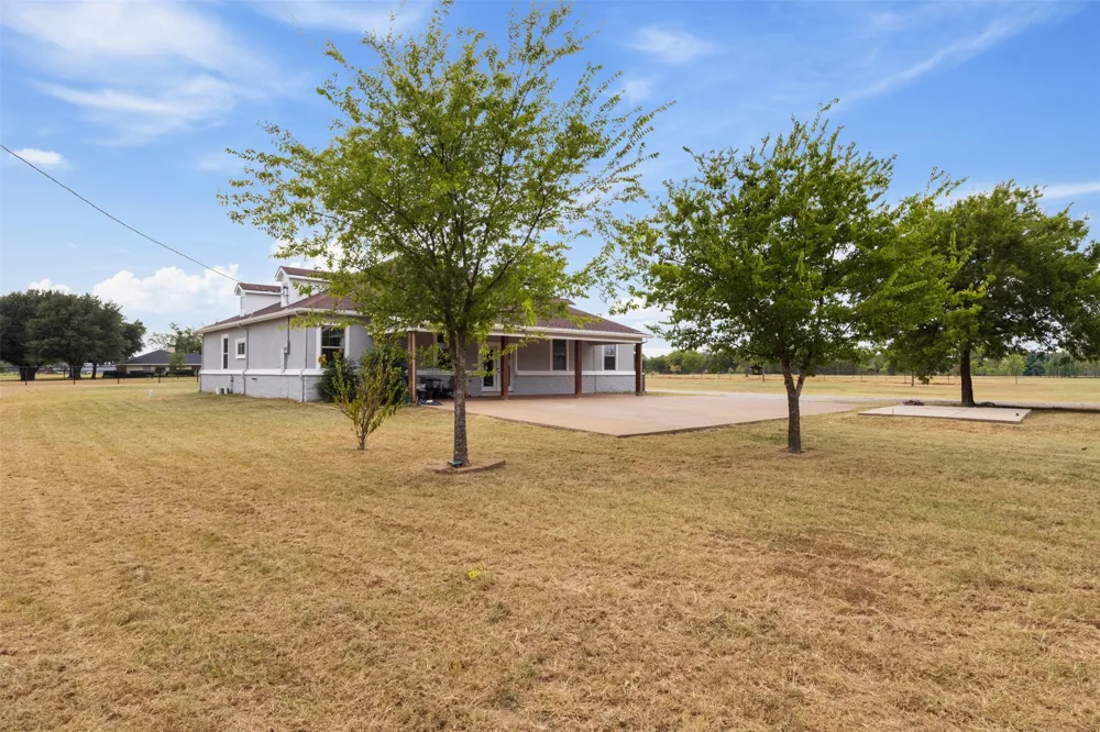 7719 County Road 272 Terrell, TX 75160