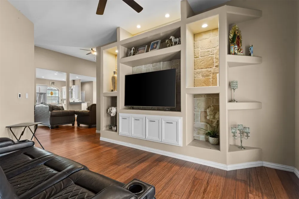 7719 County Road 272 Terrell, TX 75160