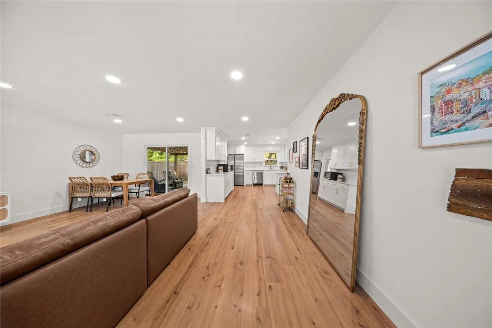 2431 Gross Road Dallas, TX 75228