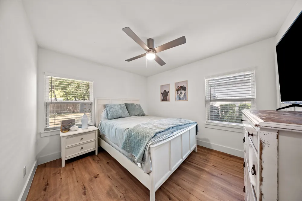 2431 Gross Road Dallas, TX 75228