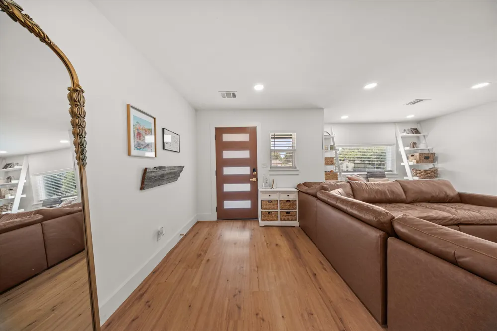 2431 Gross Road Dallas, TX 75228