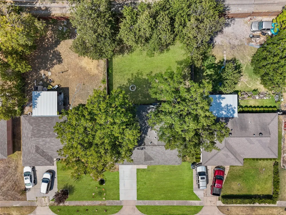 2431 Gross Road Dallas, TX 75228