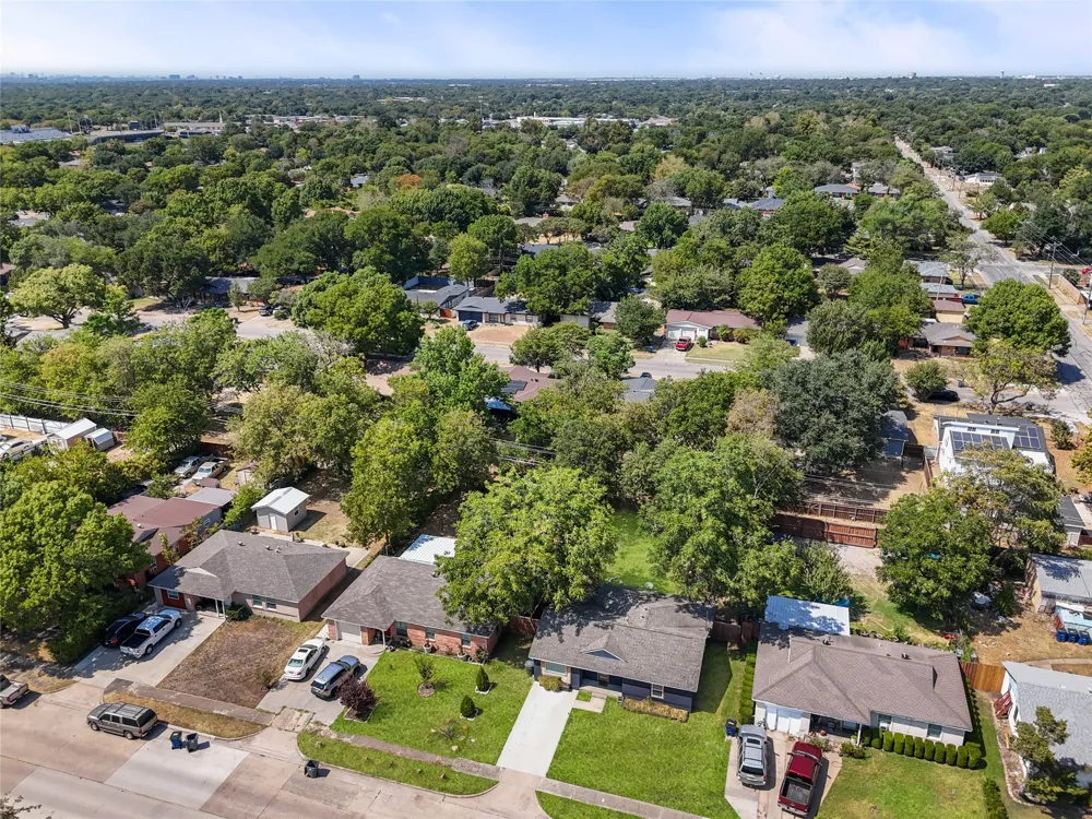 2431 Gross Road Dallas, TX 75228