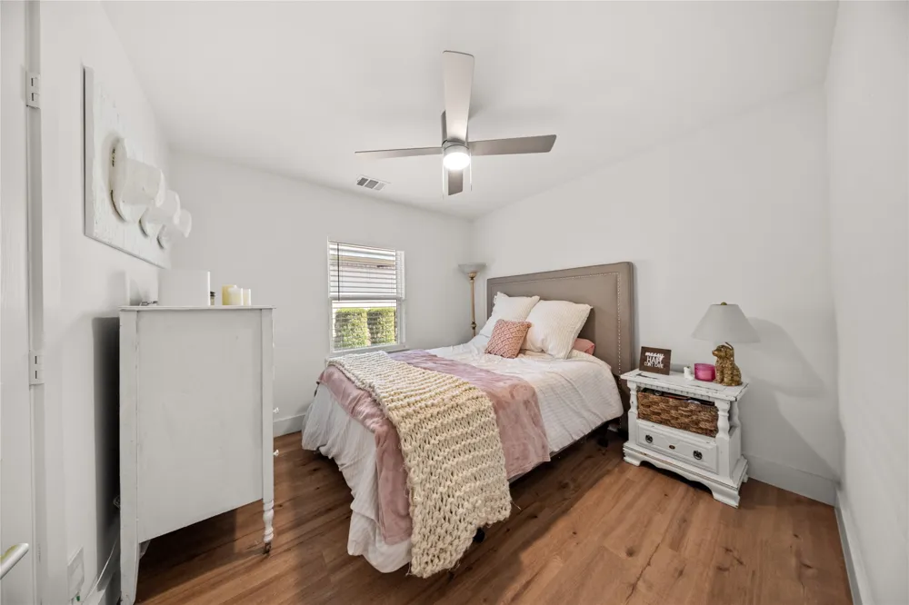 2431 Gross Road Dallas, TX 75228