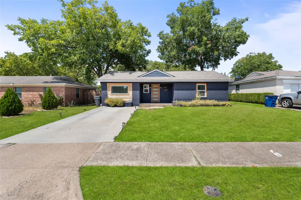 2431 Gross Road Dallas, TX 75228