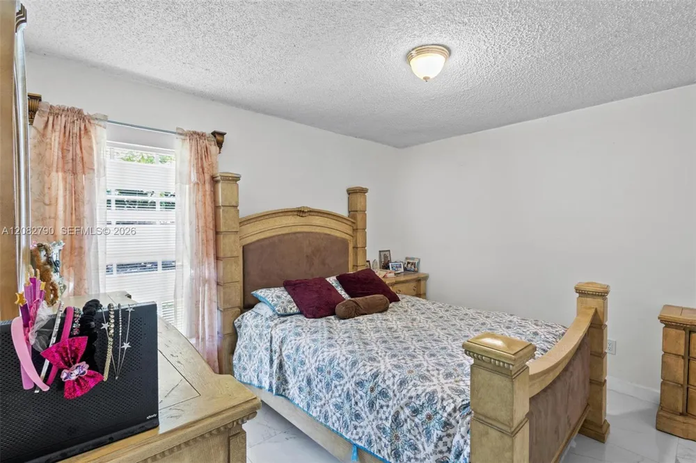 15724 SW 304th Ter Homestead, FL 33033