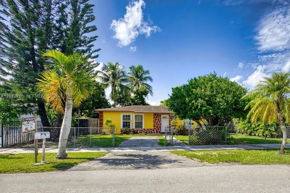 15724 SW 304th Ter Homestead, FL 33033