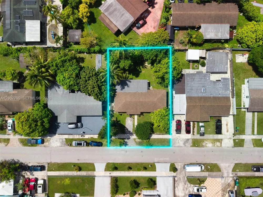 15724 SW 304th Ter Homestead, FL 33033