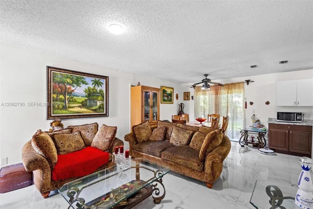 15724 SW 304th Ter Homestead, FL 33033