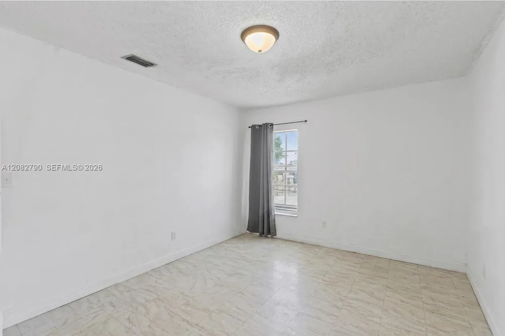 15724 SW 304th Ter Homestead, FL 33033