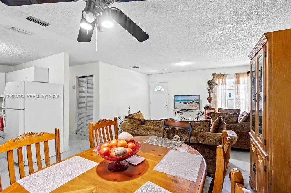 15724 SW 304th Ter Homestead, FL 33033