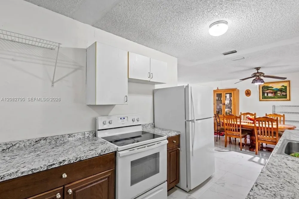 15724 SW 304th Ter Homestead, FL 33033