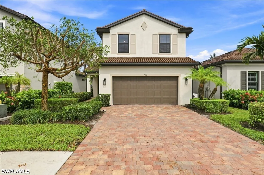 Wilton Drive Naples, FL 34109