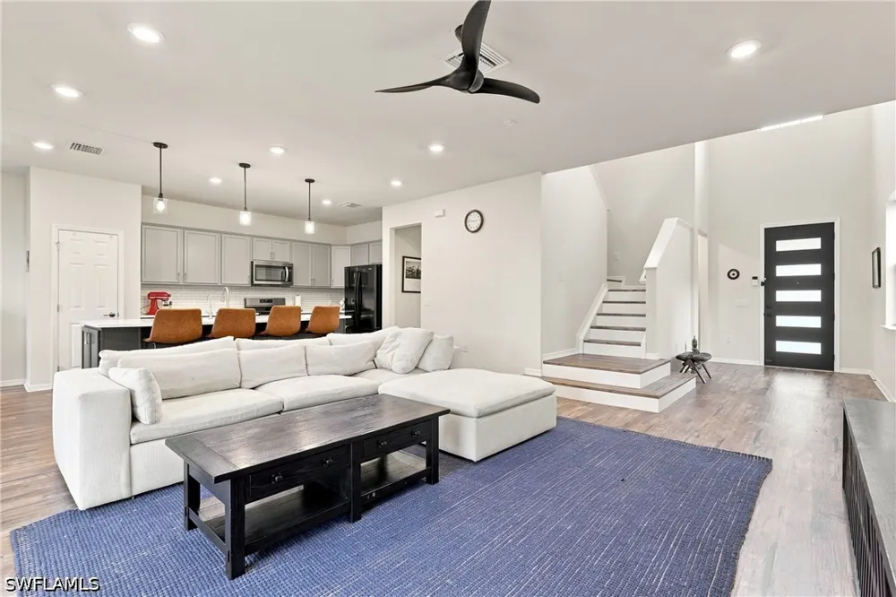 Wilton Drive Naples, FL 34109