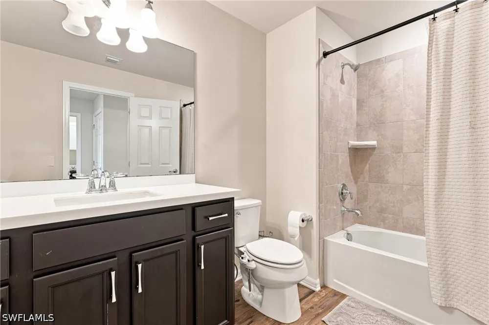 Wilton Drive Naples, FL 34109