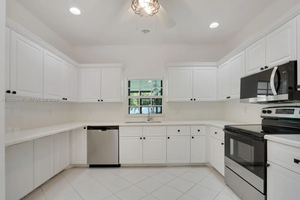 157 Sims Creek Ln Jupiter, FL 33458