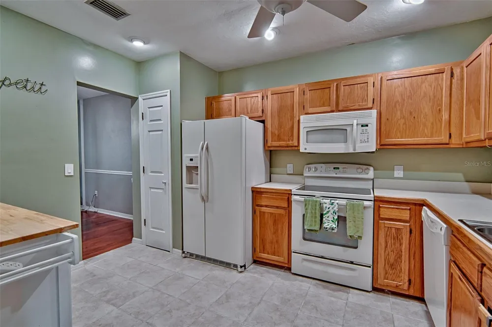 832 NW 42ND TERRACE Gainesville, FL 32605