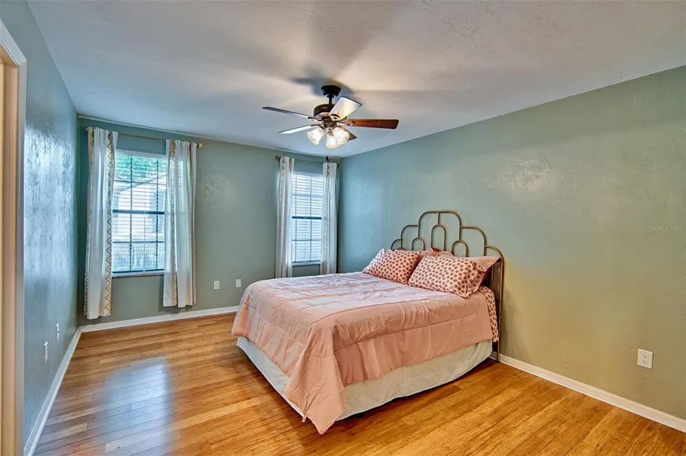 832 NW 42ND TERRACE Gainesville, FL 32605