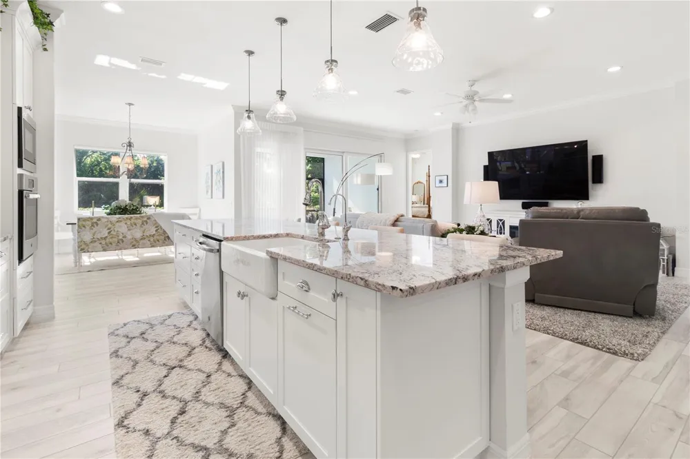 5031 TOBERMORY WAY Bradenton, FL 34211