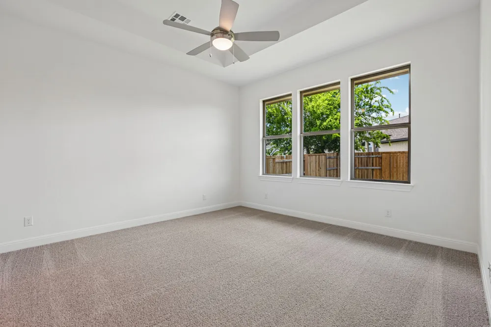 253 Prickly Poppy Loop Kyle, TX 78640