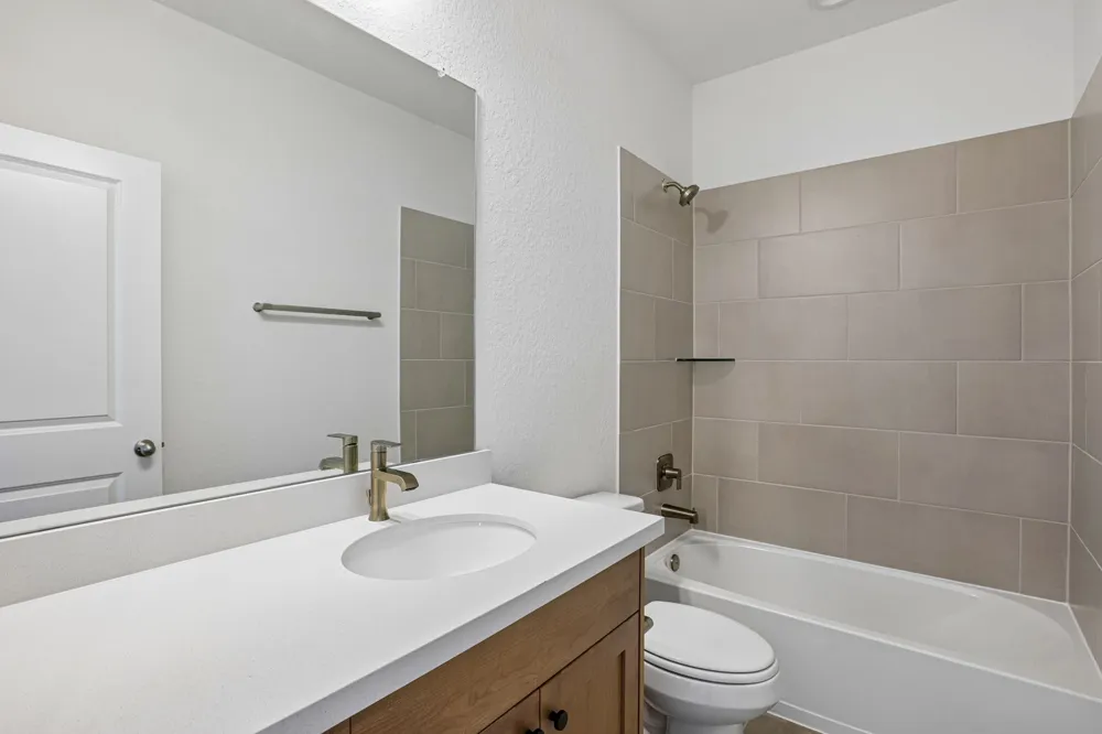 253 Prickly Poppy Loop Kyle, TX 78640