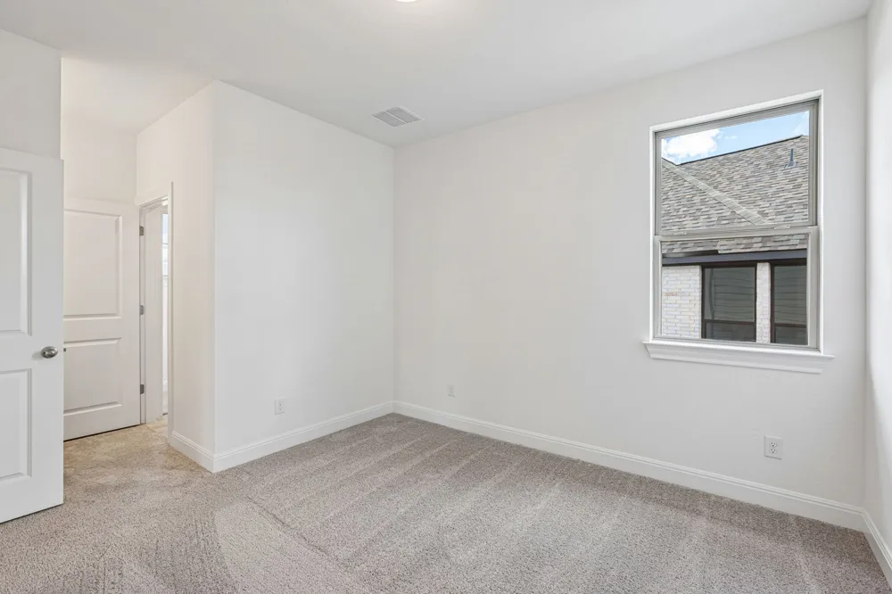253 Prickly Poppy Loop Kyle, TX 78640