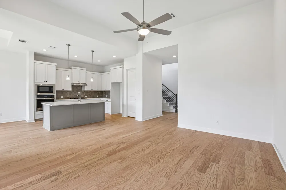 253 Prickly Poppy Loop Kyle, TX 78640