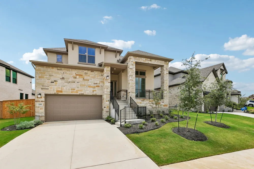 253 Prickly Poppy Loop Kyle, TX 78640