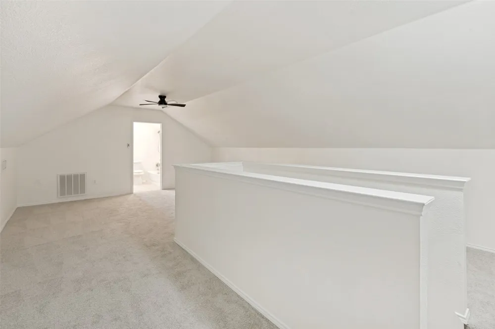 1004 Bridges Drive Arlington, TX 76012