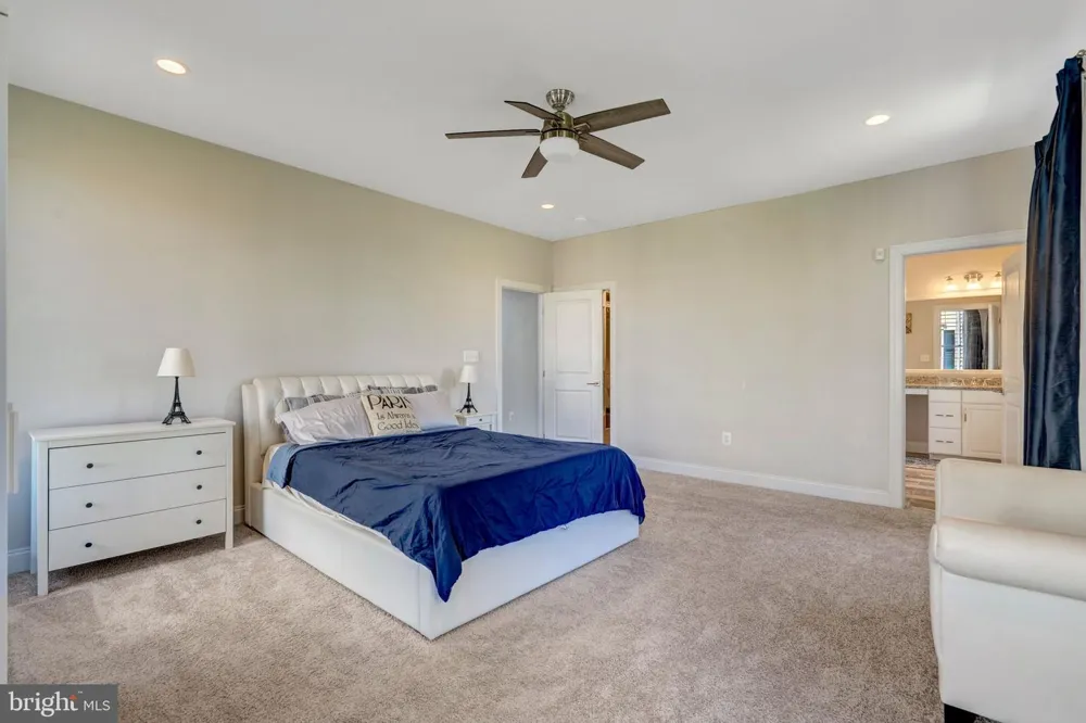 23311 SILCOTT WOODS TERRACE Ashburn, VA 20148