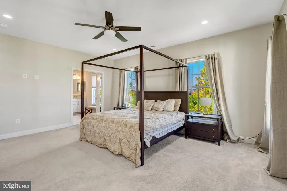 23311 SILCOTT WOODS TERRACE Ashburn, VA 20148